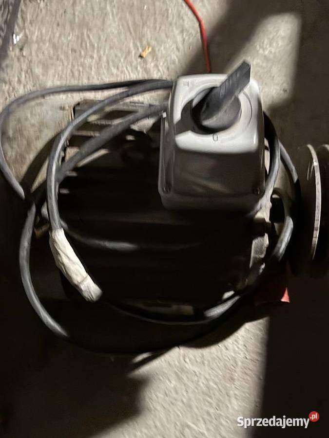 Sprzedam silnik 55 KW Zalasowa sprzedam