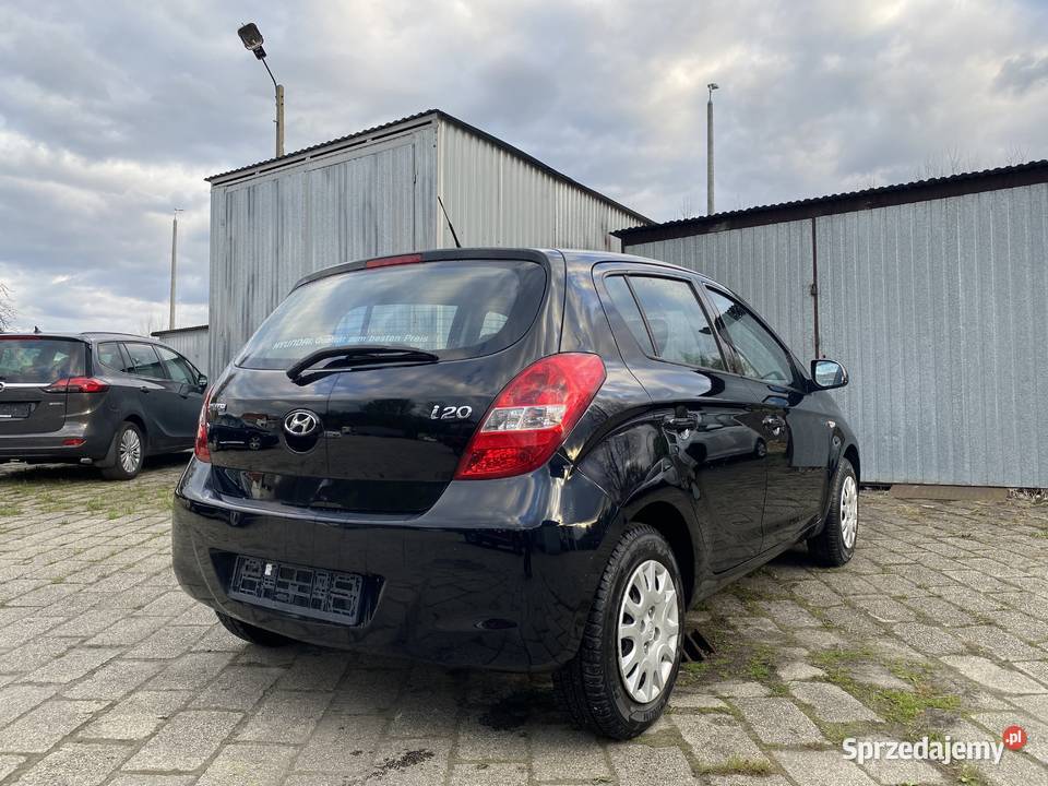 Hyundai i20 56 przebieg 1 własciciel 12 benzyna Żywiec
