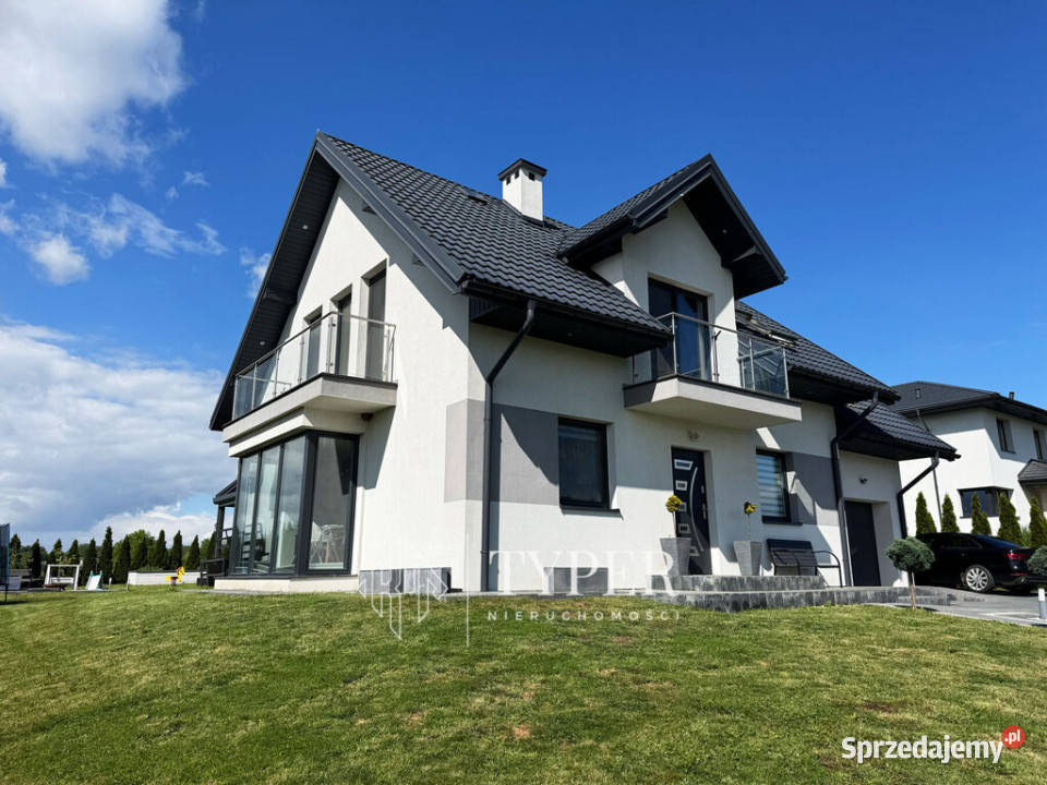 Nowoczesny dom Pawęzów 164 m2 energooszczędny wolnostojący