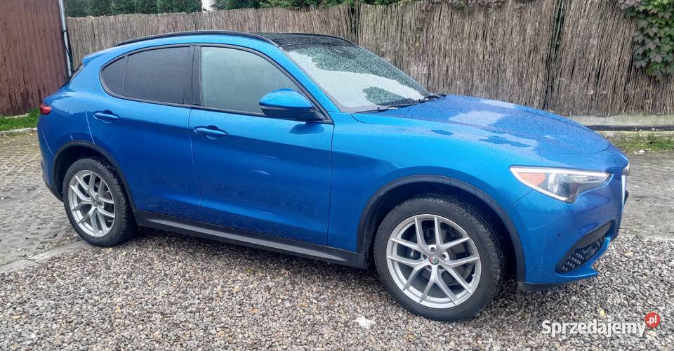 Alfa Romeo Stelvio 280KM 4x4 Pano skóra Harman Kardon