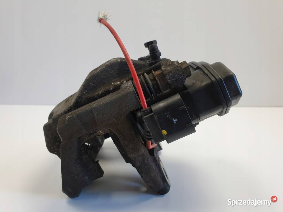 Range Rover II L494 30 D TYLNY ZACISK HAMULCOWY