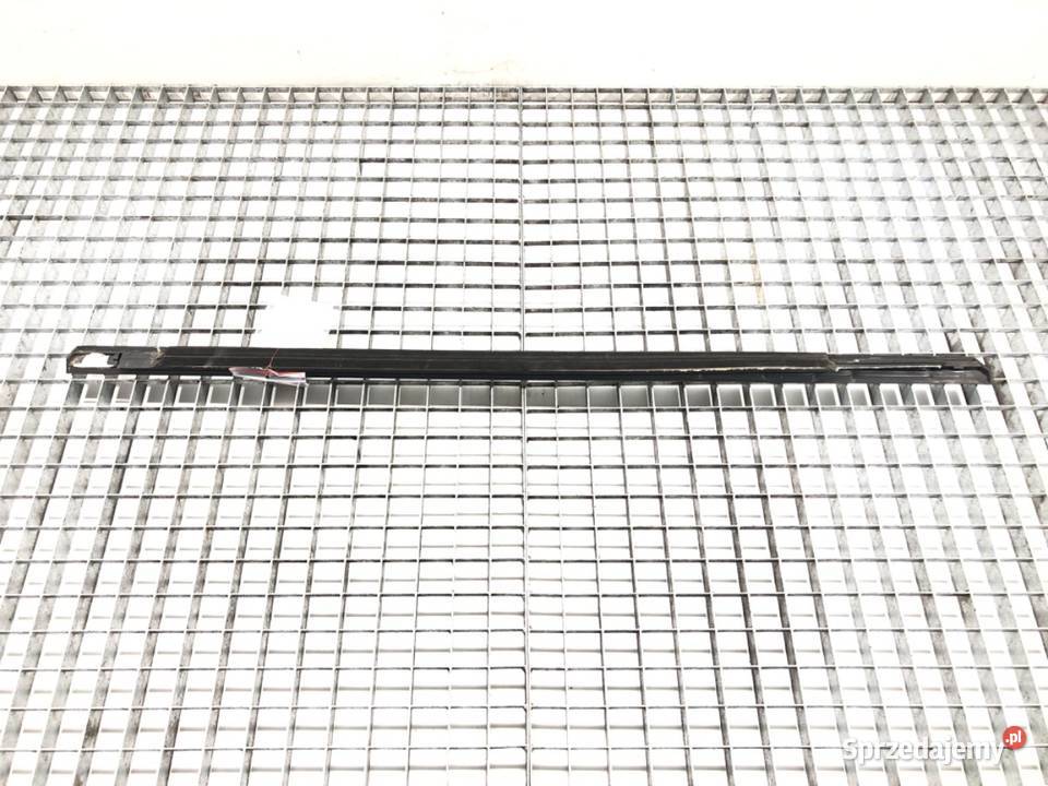 LISTWA ZGARNIAJĄCA TYŁ PRAWA CHROM FORD MONDEO