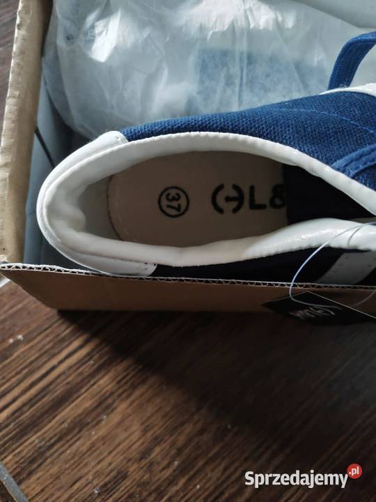 Tramki dziecięce nowe rozmiar 37 sprzedam