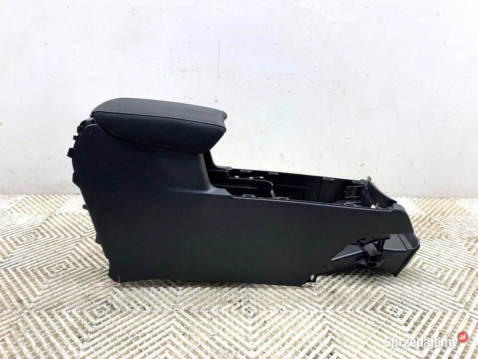 PODŁOKIETNIK HONDA CRV V SUV 83464TLAA0 Podłokietniki