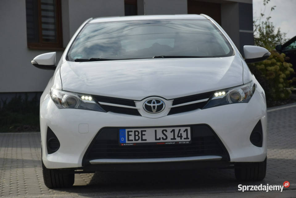 Toyota Auris 13B Klima 2015r Oryginał Lakier 2 Majdan Sieniawski