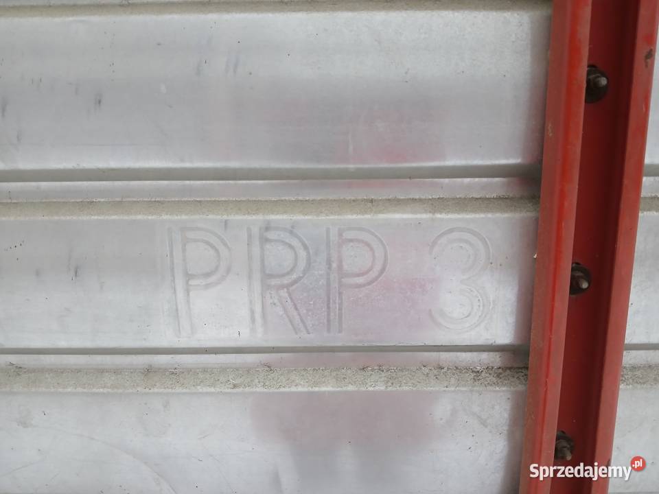 Przyczepa samozbierająca SIP Jugosłowianka PRP 3 nieuszkodzony Ciechanowiec
