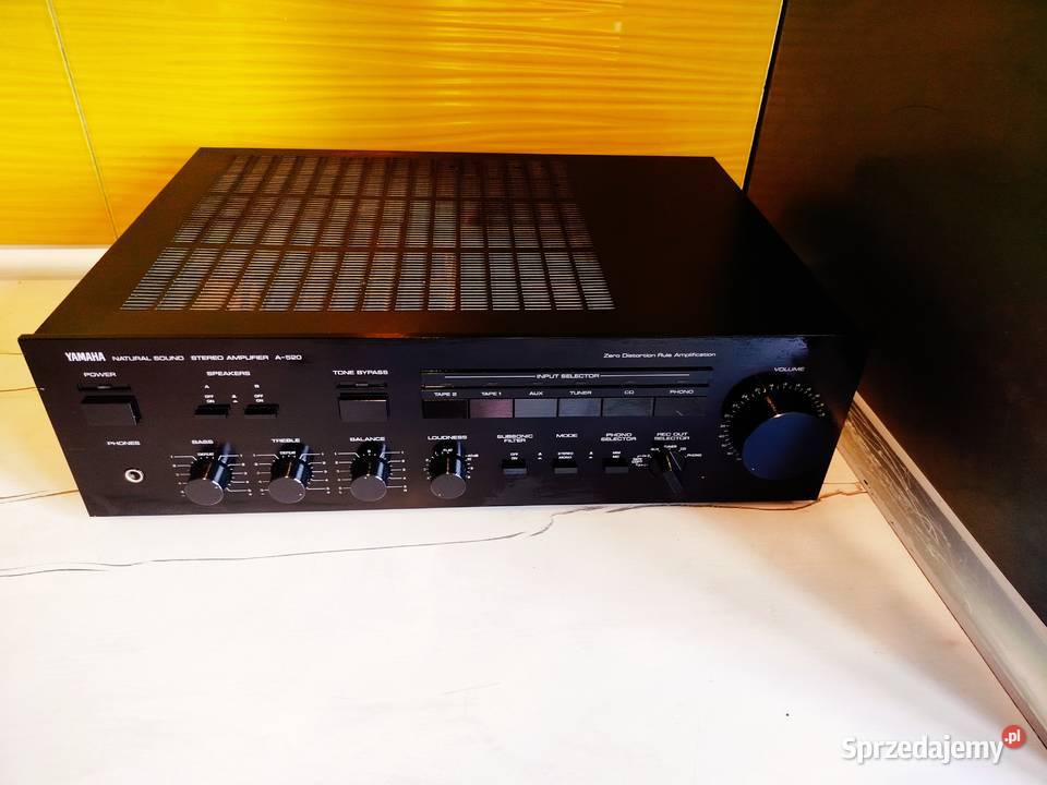 wzmacniacz Yamaha A520