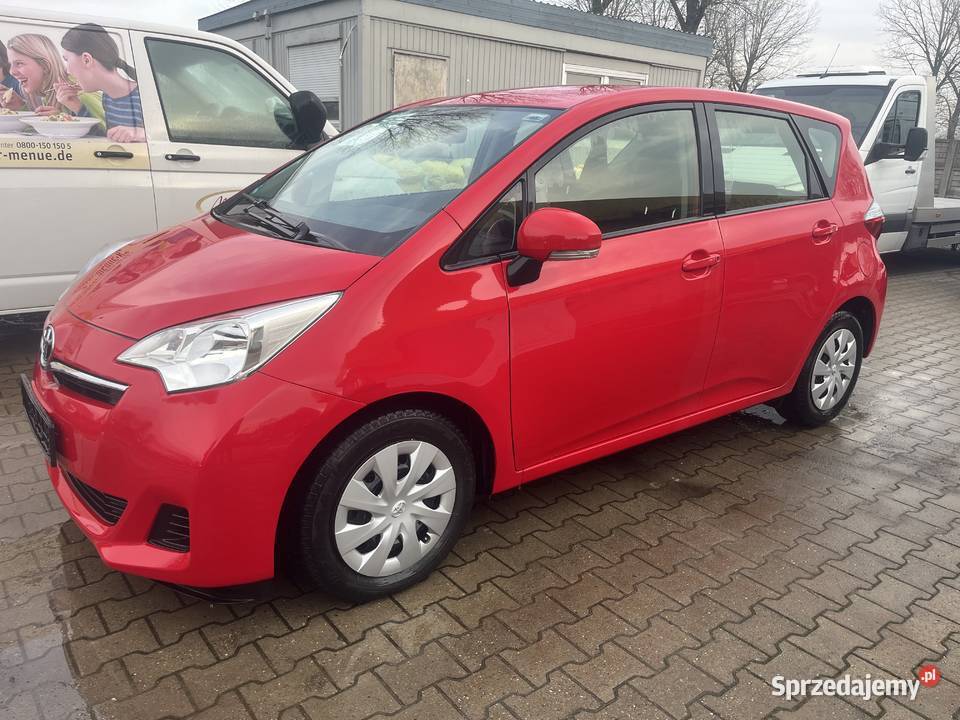 Toyota Verso S diesel automat 135 000 zadbana Verso S Gorzów Wielkopolski