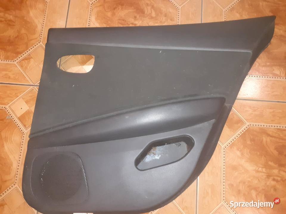 NISSAN PRIMERA boczki tapicerka przod lewa praw osobowe Ostrów Wielkopolski sprzedam