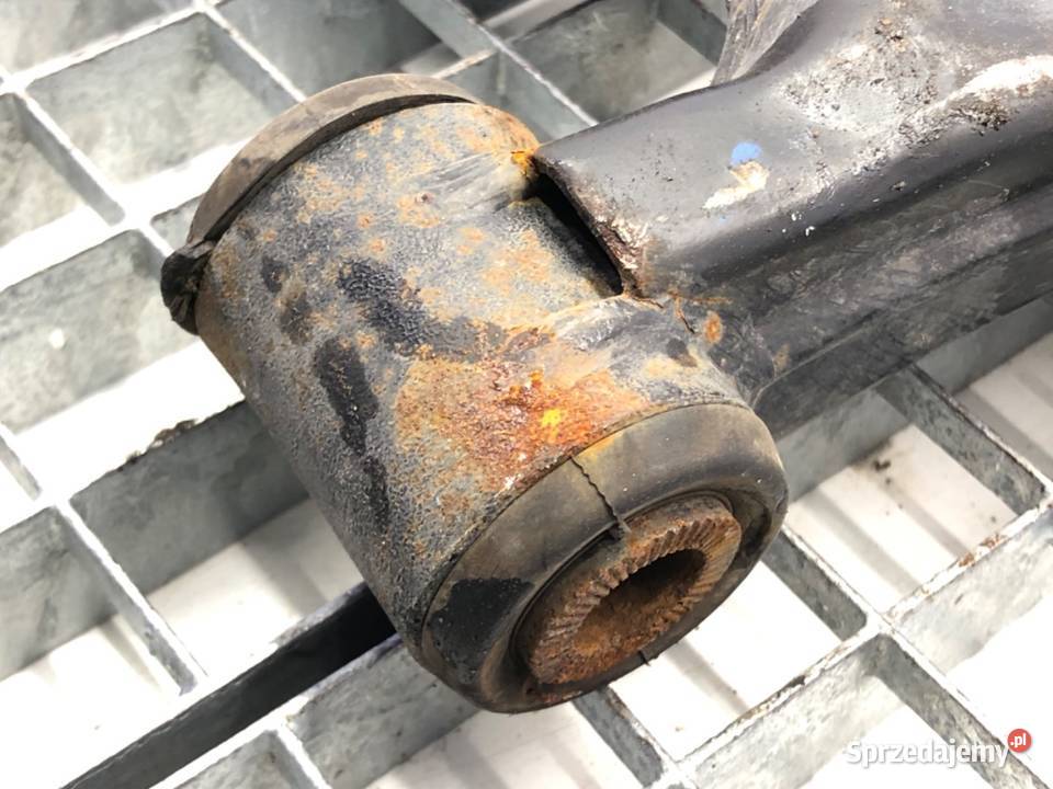 WAHACZ PRAWY PRZÓD TOYOTA COROLLA E21