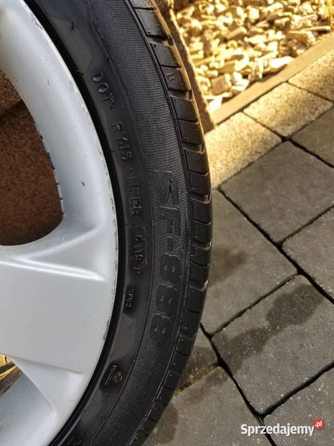 Felgi aluminiowe 17 z oponami Mazda 4 sztuki z