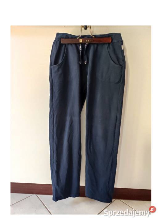 proste dresy joggers chinosy spodnie dresowe sprzedam