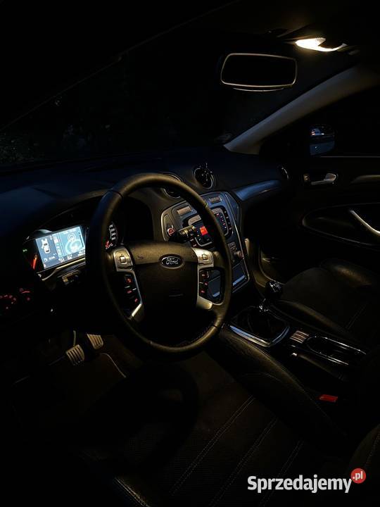Ford mondeo MK4 2008r 20 TDCI światła przeciwmgielne lubelskie Radzyń Podlaski