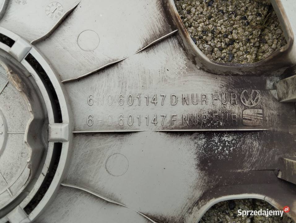 Kołpak Vw 14 6N0601147D sztukę Polo