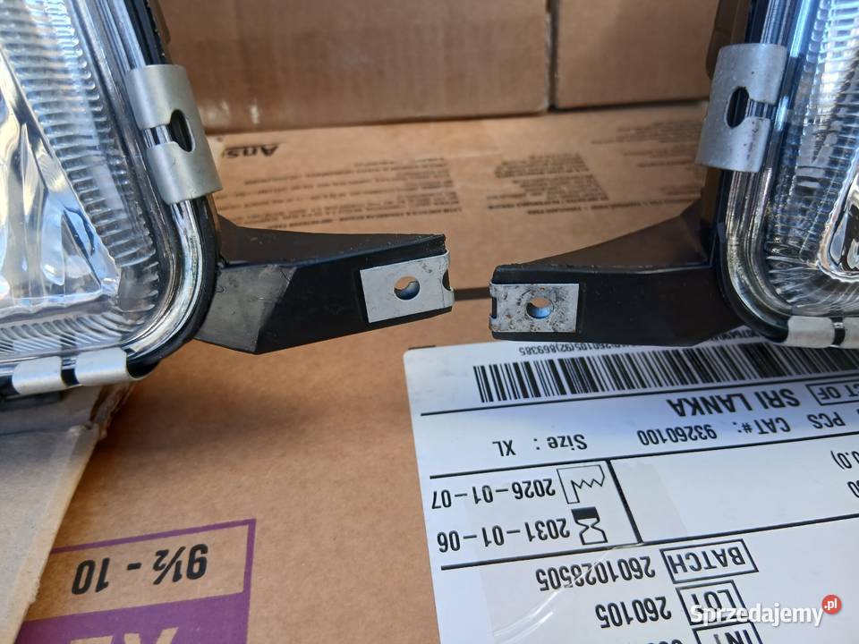 Lampy przód nowe Audi 80 B4 osobowe