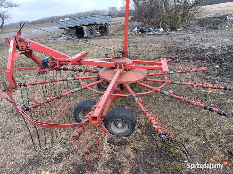 Zgrabiarka fella 415 Maszyny zielonkowe Żytowice