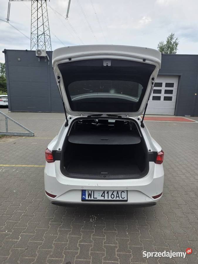 Seat Leon Sportstourer automat 15 eTSI hybrid