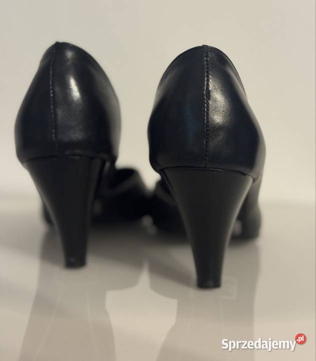 Czarne klasyczne czółenka na obcasie mazowieckie Pruszków