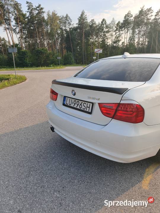 BMW Seria 3 BMW E90 LCI 2011 20d manualna