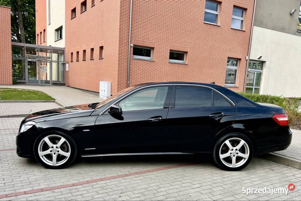 Mercedes E220d 2013r 22 Bluetec 170 7G tronic Olsztyn sprzedam