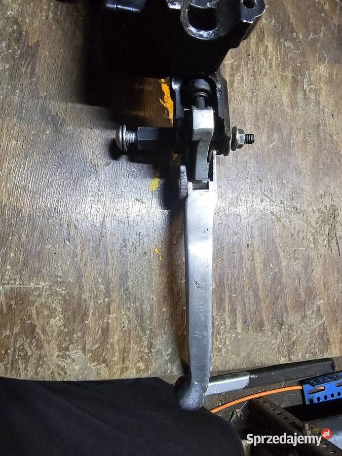 Suzuki DL 1000 pompa klamka sprzęgła manetka
