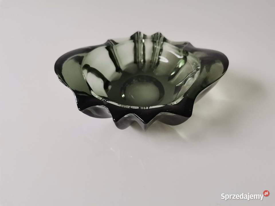 Stara nieużywana popielniczka HSG Ząbkowice PRL Porcelana i szkło Katowice