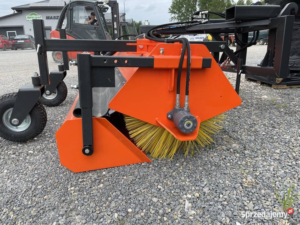 Zamiatarka Metal Technik transport Sadków Szlachecki