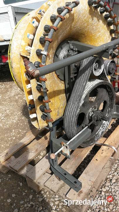 Sprzedam przystawkę sadownicza że sprzęgłem Zaczepiane lubelskie Poniatowa