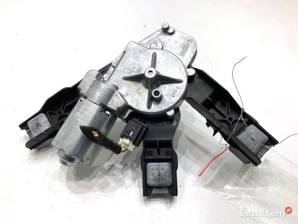 SILNIK WYCIERACZEK TYŁ PEUGEOT 308 II 9819523180 podkarpackie