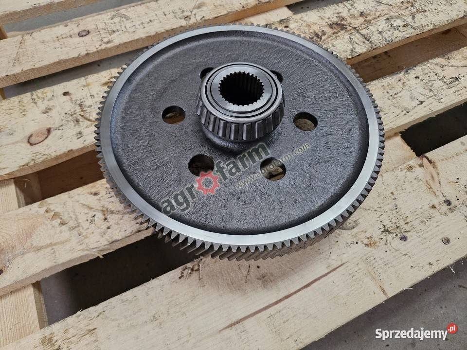 Koło zębate Z121 Case Magnum 235 250 260 280