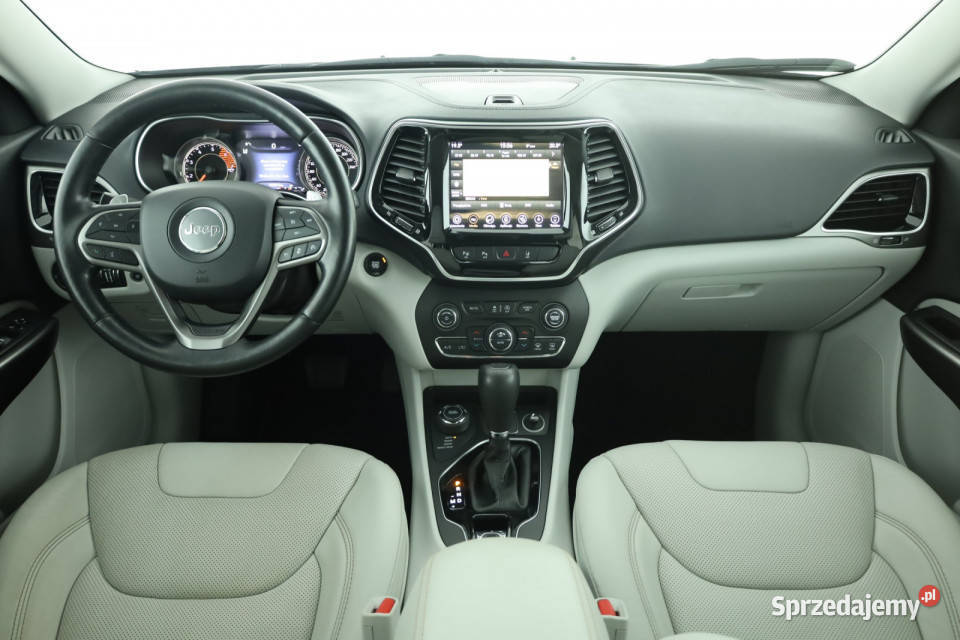 Jeep Cherokee 20 TGDI gniazdo USB Cherokee Piaseczno