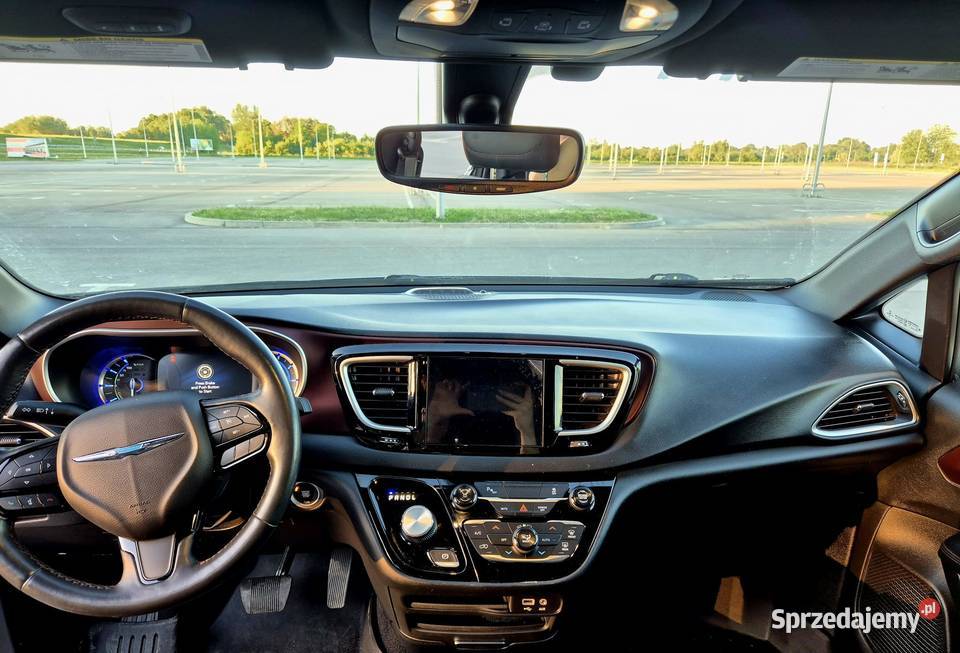 Sprzedam chrysler pacyfika touring L Suchorzów