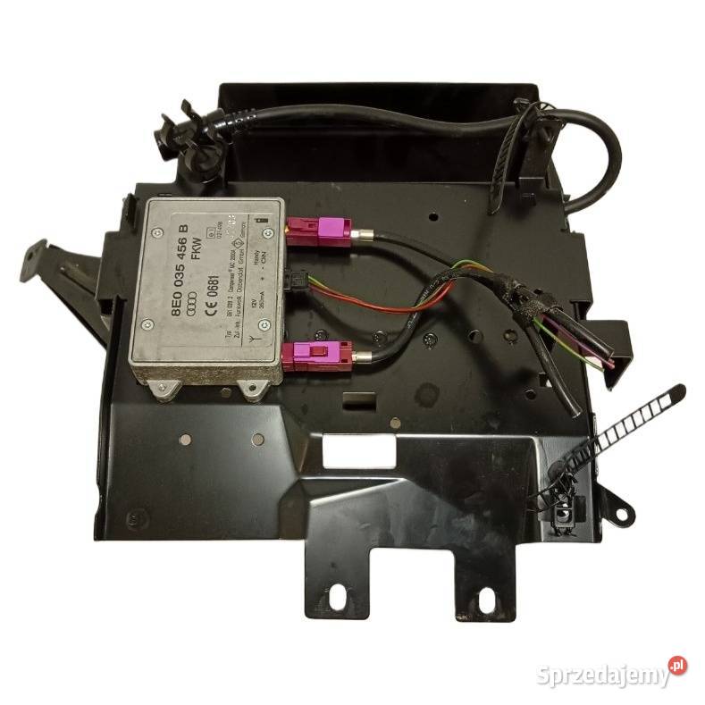 Zmieniarka płyt CD Audi A6 C5 oryginalny Rok produkcji 1997 Wyposażenie elektryczne