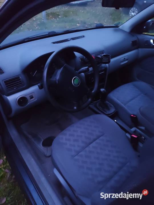 Skoda Octavia 16 benzyna 2000 sprzedam