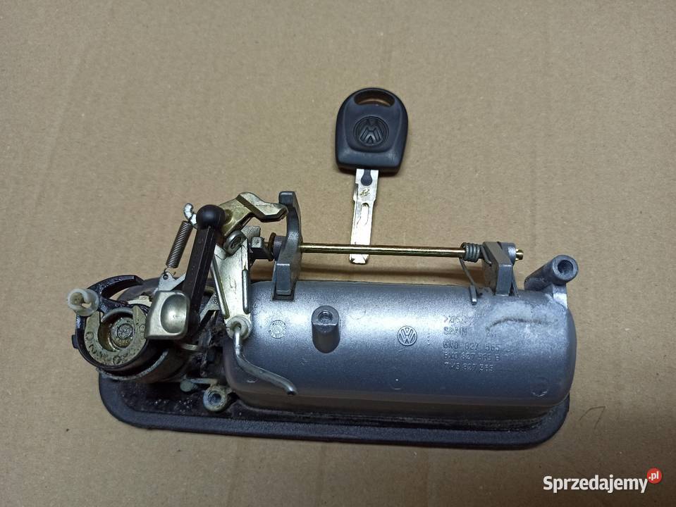 VW Golf 4 Polo 6N zamek wkladka bagaznika klamka Motoryzacja Bolesławiec