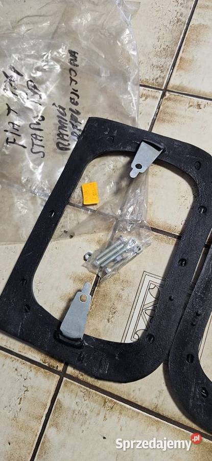 NowaRamka reflektora Fiat 126pFSM zachodniopomorskie Barlinek