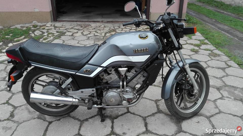 Yamaha XZ550 oryginalny przebieg Bobrowniki sprzedam
