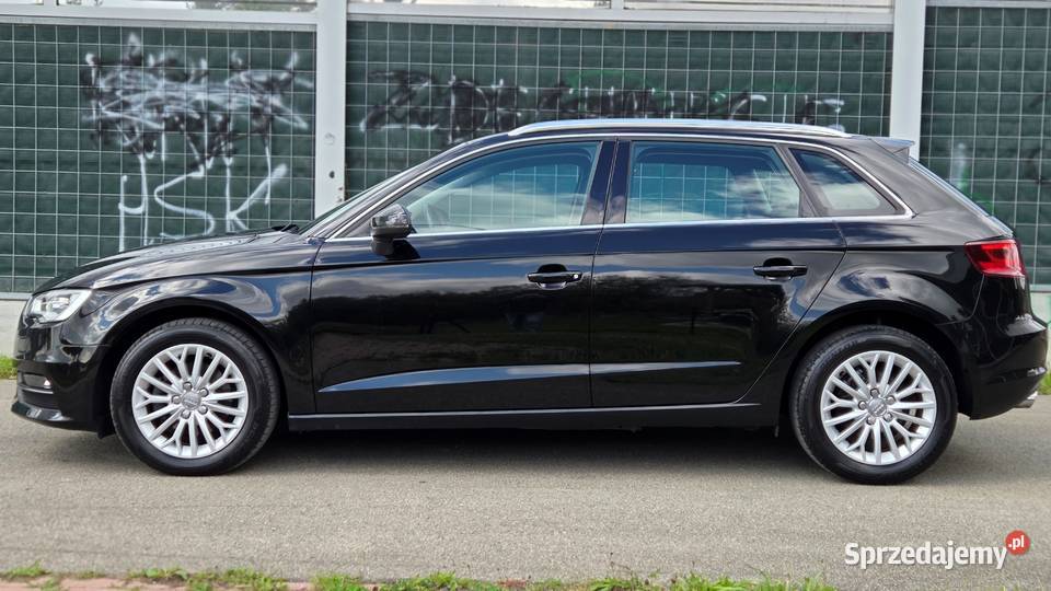 AUDI A3 8V Sportback 16TDI CR 110 2015r BiXenon centralny zamek podkarpackie Humniska