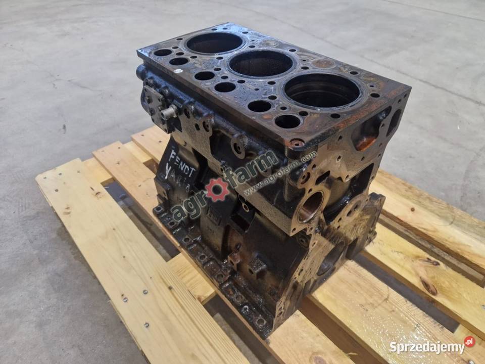 Blok silnika Massey Ferguson 3640 3625 3650 Byków sprzedam