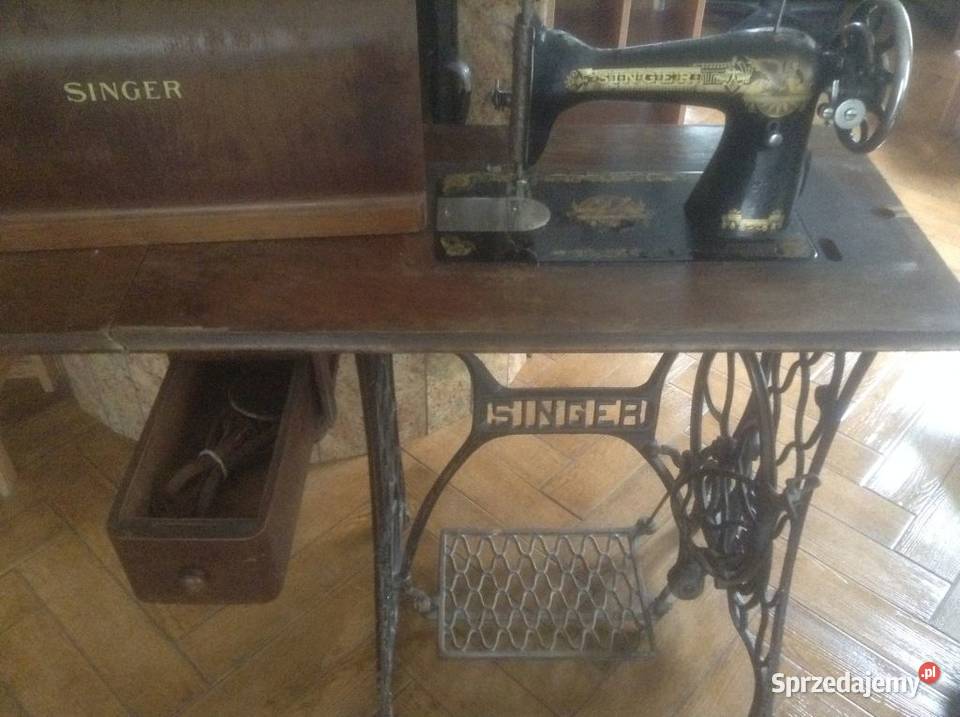 SINGER stara maszyna do szycia na postumencie sprzedam