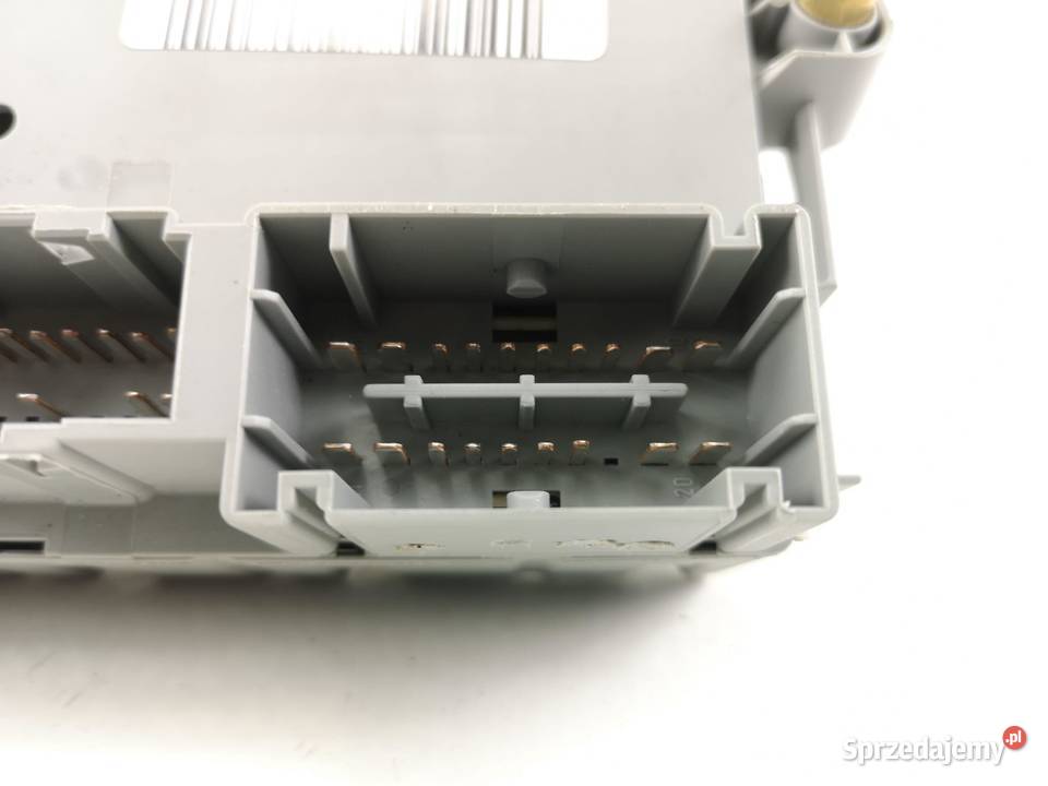 SKRZYNKA BEZPIECZNIKÓW FIAT PUNTO II 99 DOBLO 00 osobowe lubelskie
