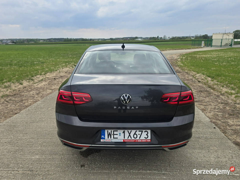Volkswagen Passat ELEGANCE Dynaudio Virtual 15 światła przeciwmgielne
