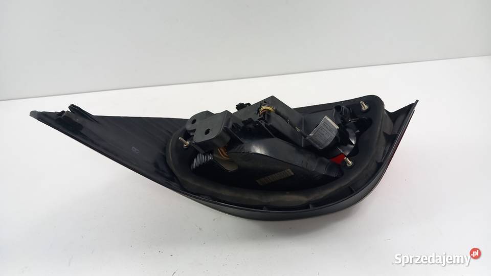 BMW E60 LAMPA TYŁ LEWA Zbierkowo