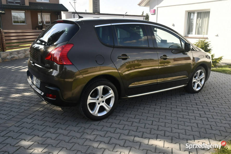 Peugeot 3008 20HDI SkóryNaviHeadUPPanorama SUV Kutno