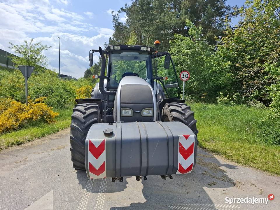 Ciągnik Valtra t120 Głuchów