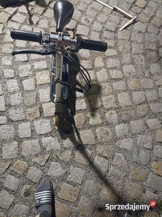 Hulajnoga elektryczna e scooter Dzierzążenko