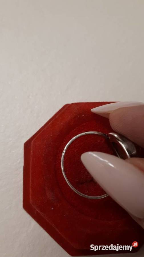 Pierścionek z bursztynem Radom