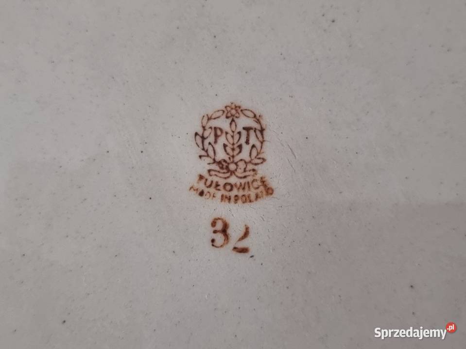 7 porcelitowych talerzy deserowych Tułowice 1985 Warszawa
