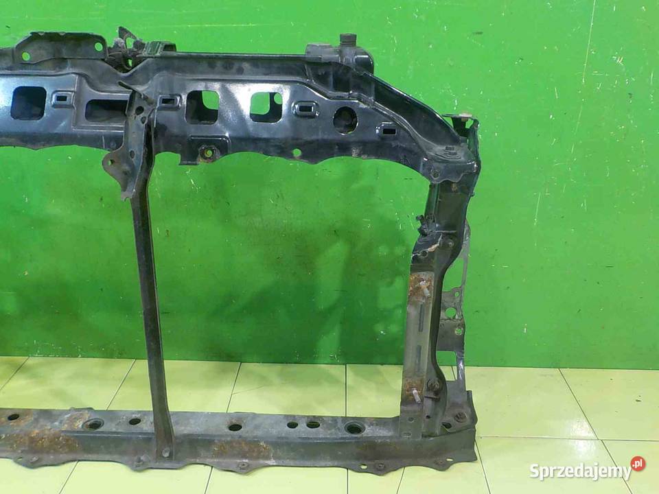 TOYOTA URBAN CRUISER 13 VVTI 09r pas przedni Suków