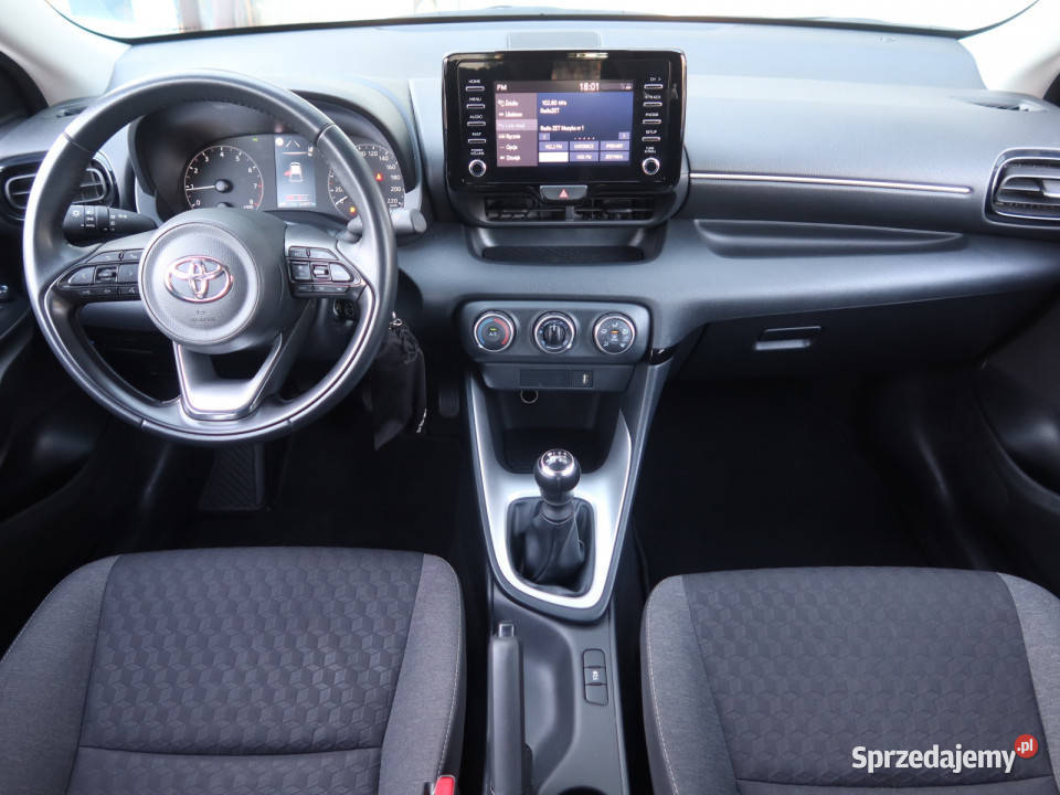 Toyota Yaris 15 VVTi komputer pokładowy Yaris